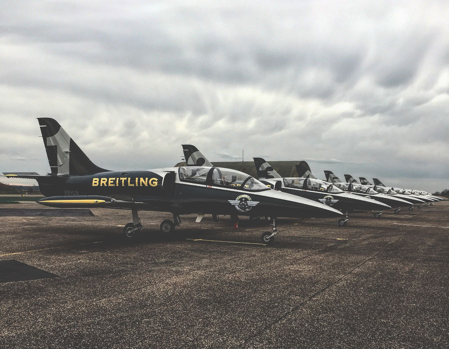 Hawker Hunter fliegen in der Schweiz